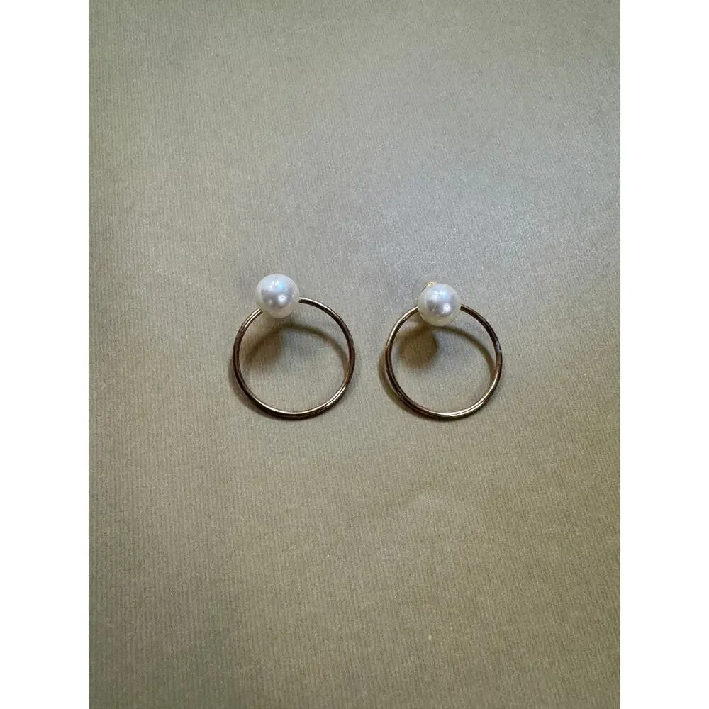 Vintage Faux Pearl Circle Hoop Post Earrings Gold Tone Open Hoop E510